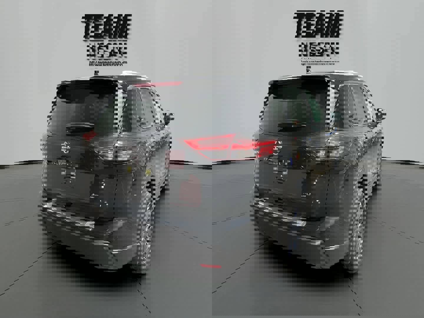 Used 2025 Nissan Rogue SV image 27