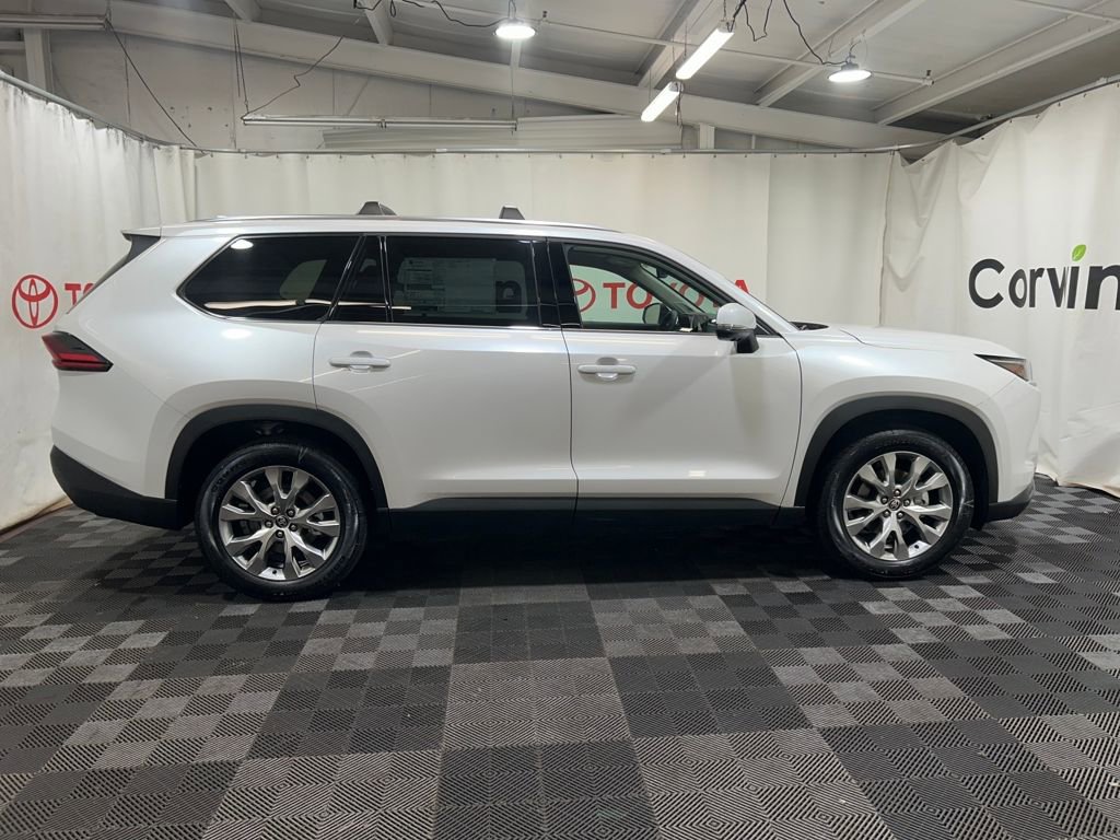 Used 2026 Toyota Grand Highlander Limited image 7