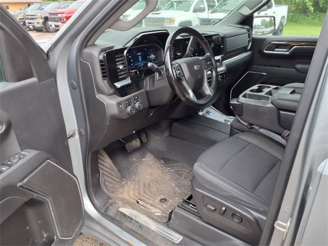Used 2023 Chevrolet Silverado 1500 RST image 11