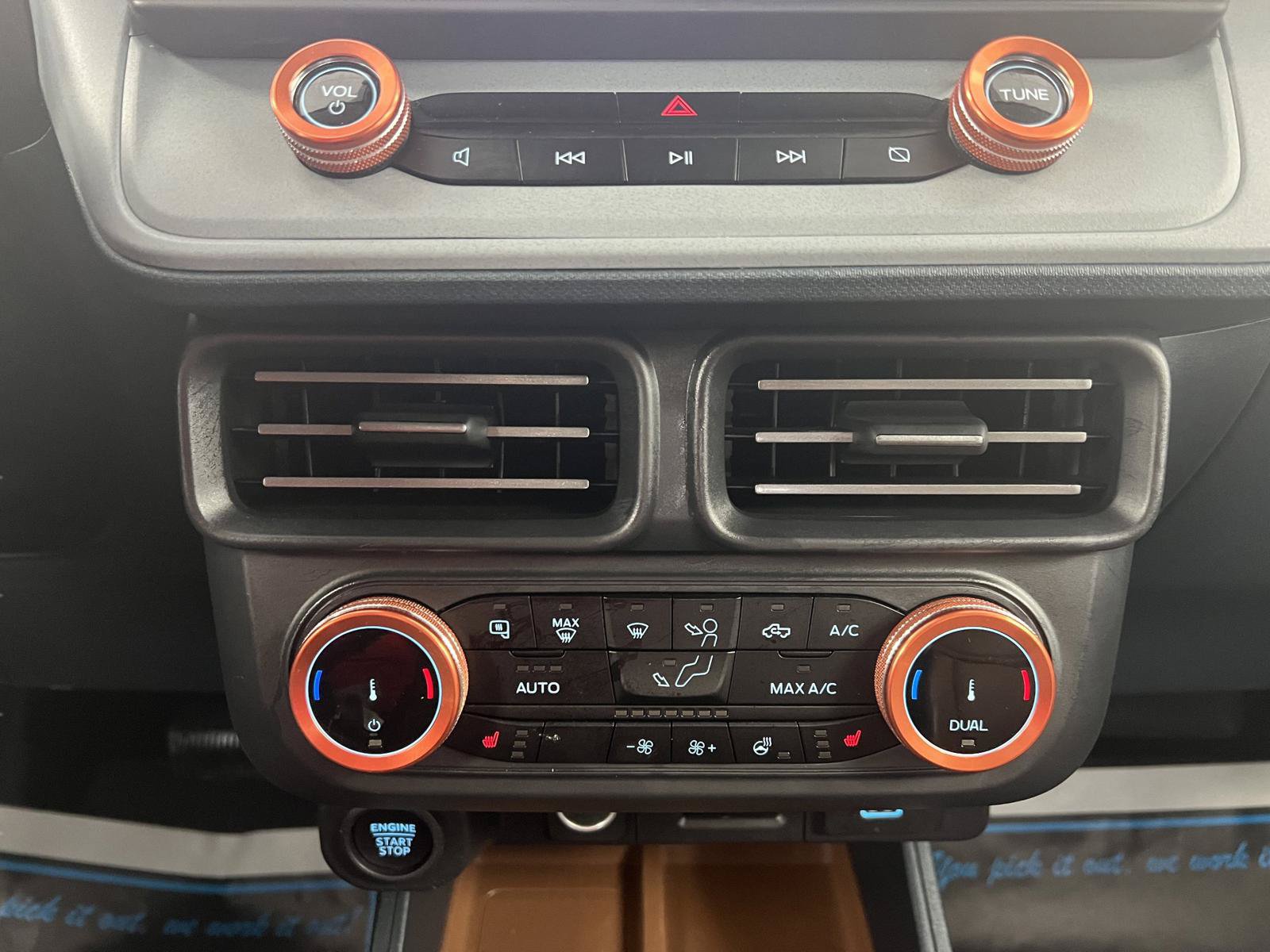 Used 2024 Ford Maverick Lariat AWD/4WD image 24
