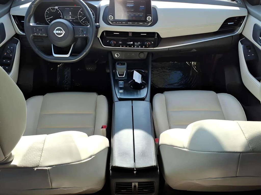 Used 2022 Nissan Rogue SV w/ SV Premium Package FWD image 10