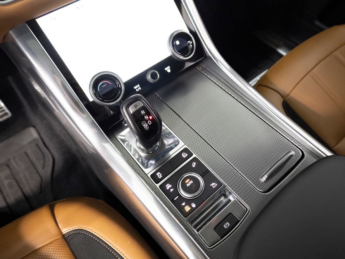 Used 2019 Land Rover Range Rover Sport Supercharged image 14