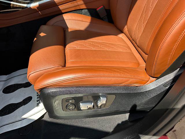 Used 2024 BMW X7 M60i w/ Executive Package AWD/4WD image 14