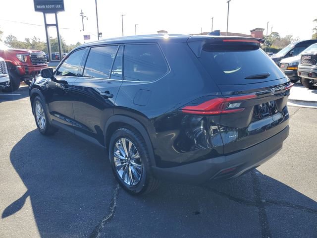 Used 2024 Toyota Grand Highlander Platinum image 3