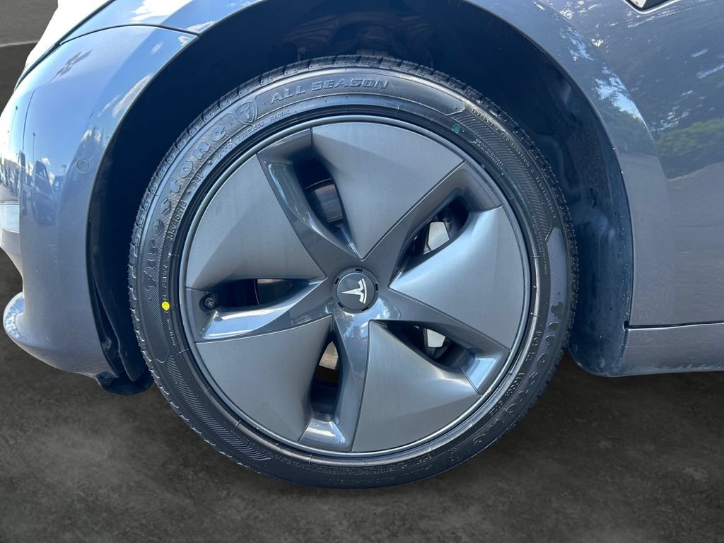 Used 2019 Tesla Model 3 Standard Range Plus RWD image 4