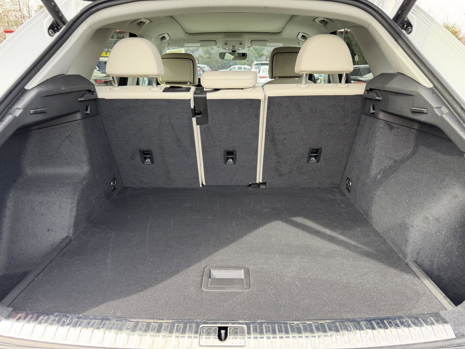 Used 2024 Audi Q3 2.0T Premium Plus image 27