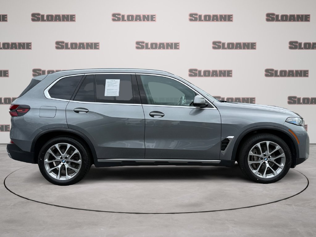 Certified 2024 BMW X5 xDrive40i w/ Premium Package AWD/4WD image 6