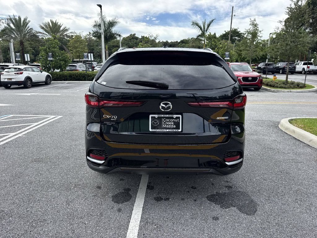 Certified 2025 MAZDA CX-70 Plug-In Hybrid w/ Premium Plus AWD/4WD image 2