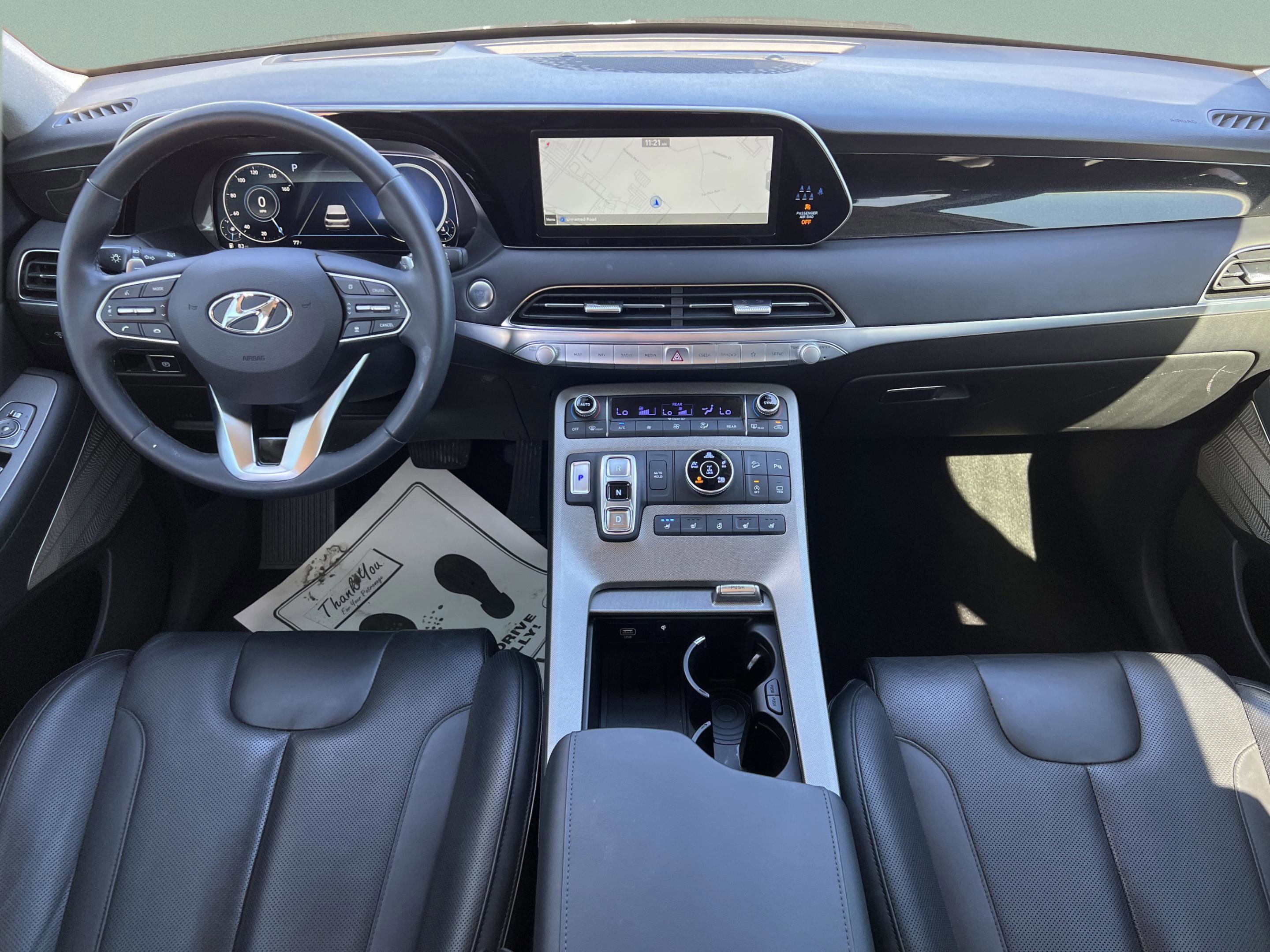 Used 2022 Hyundai Palisade Limited w/ Winter Package image 9