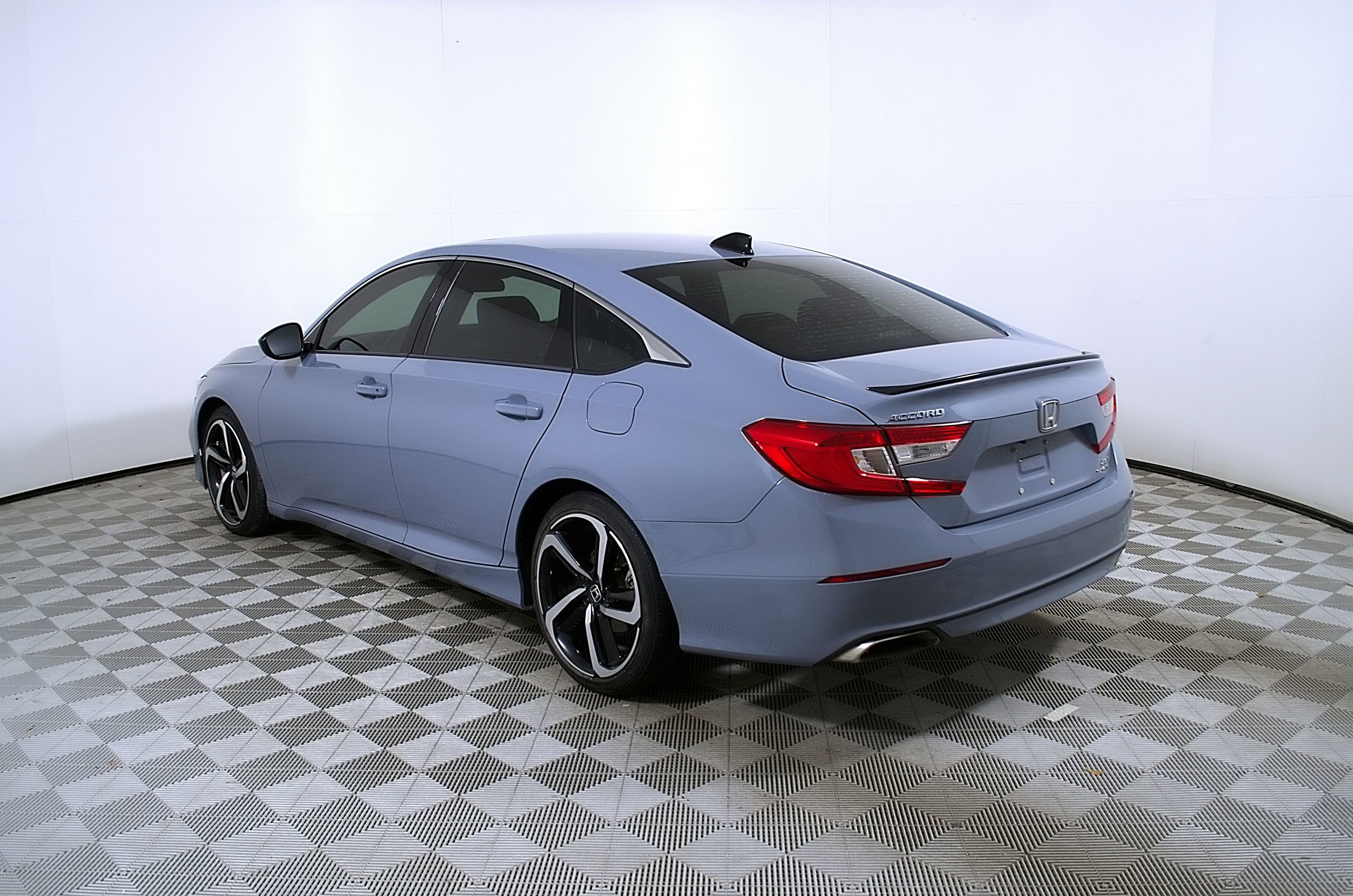 Used 2021 Honda Accord Sport image 9