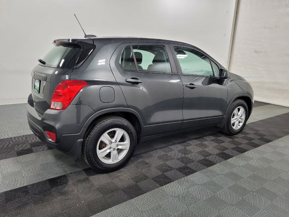 Used 2020 Chevrolet Trax LS w/ LPO, Protection Package FWD image 10