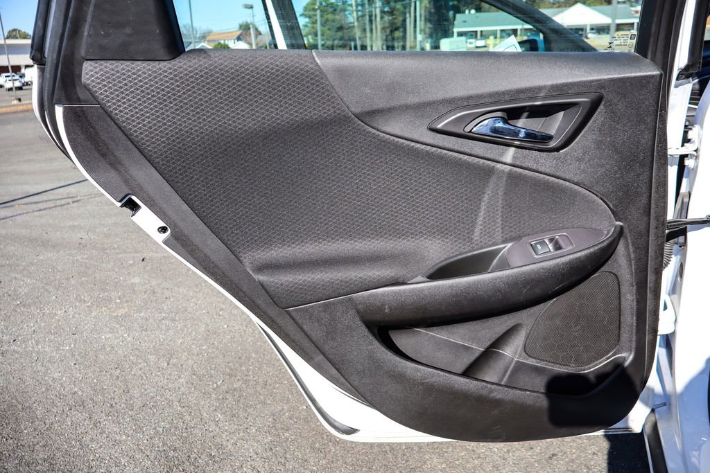 Used 2023 Chevrolet Malibu LT image 35