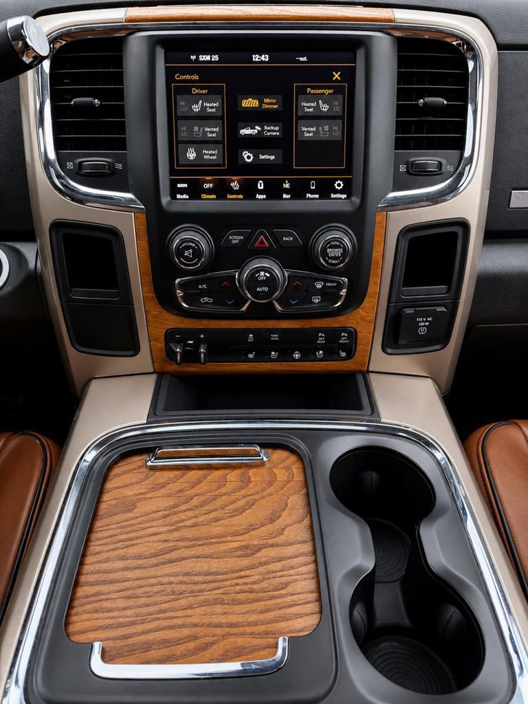 Used 2018 RAM 2500 Longhorn RWD image 29