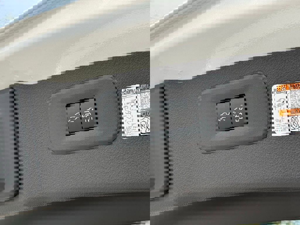 Used 2023 Lexus NX 350 AWD image 17