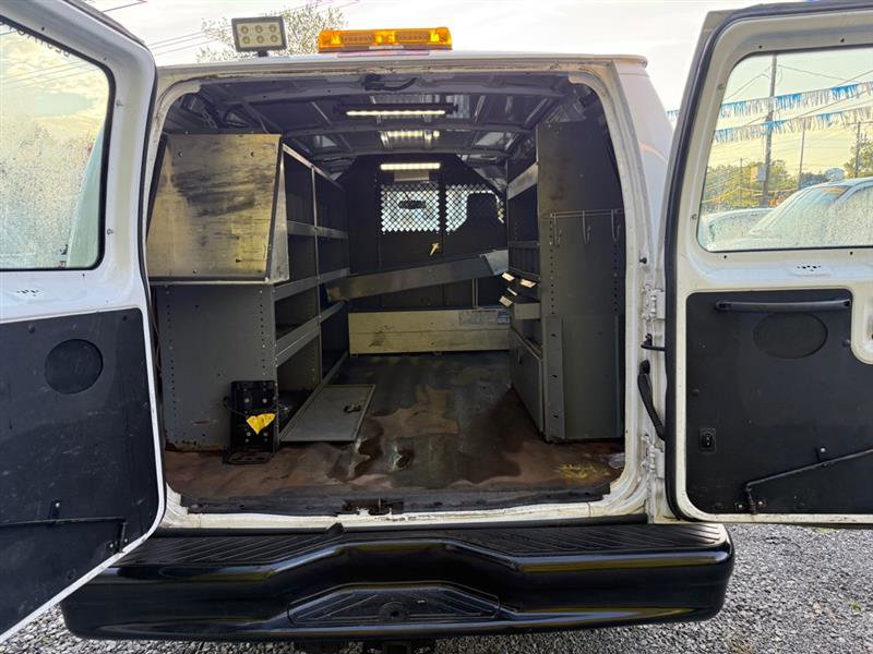 Used 2014 Ford E-150 and Econoline 150 E-150 w/ Power Group image 19