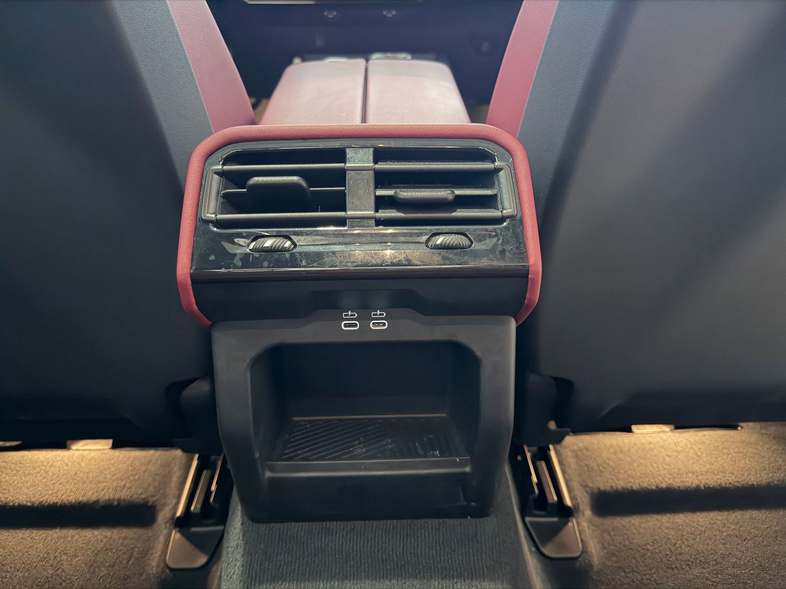 Certified 2025 BMW 530i xDrive image 40