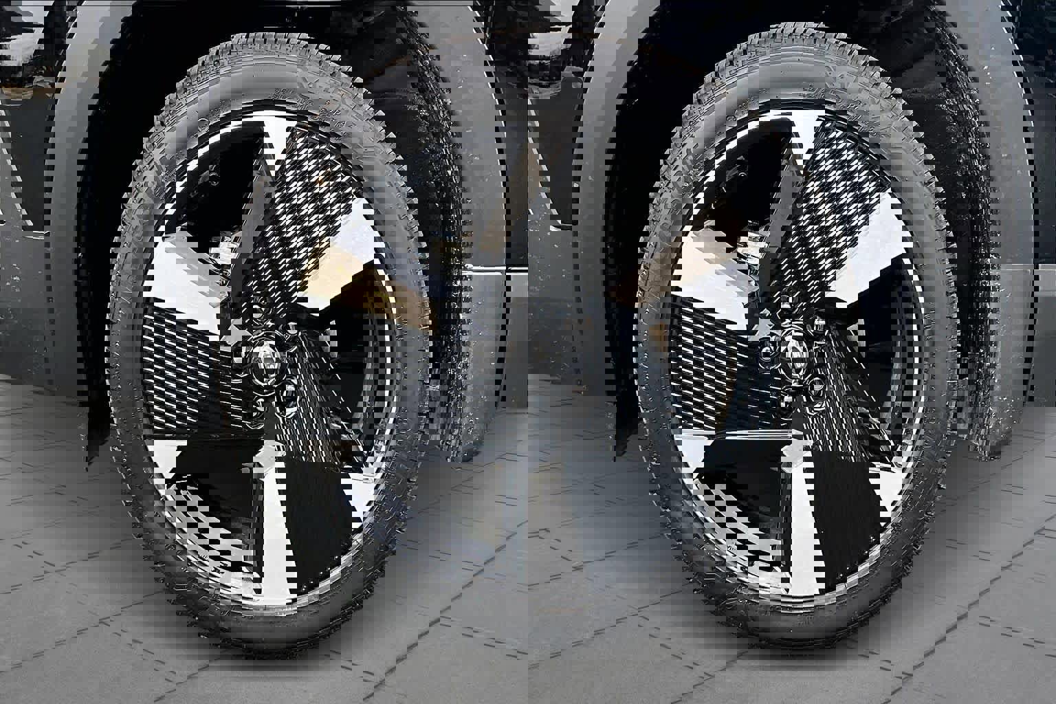 New 2026 Nissan Kicks SR image 11