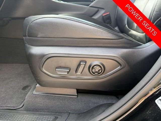 Used 2023 Jeep Grand Cherokee L Limited AWD/4WD image 23