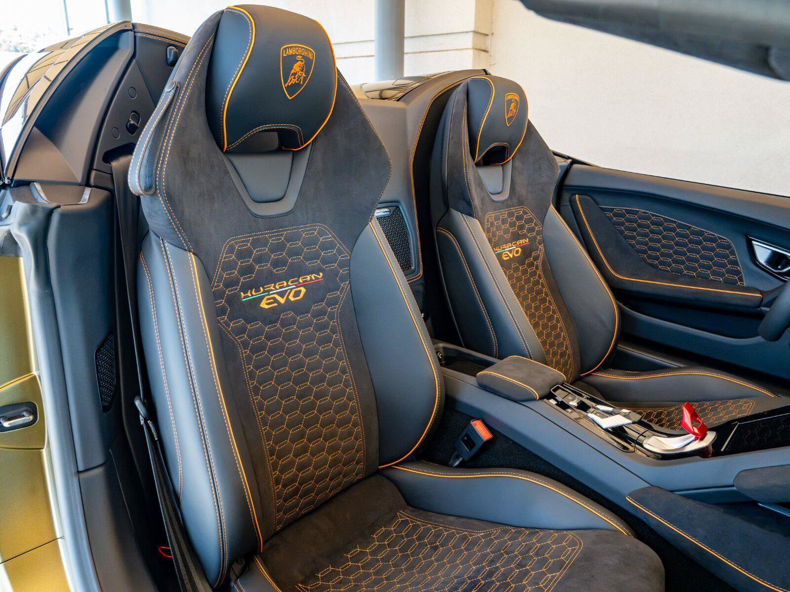 Used 2023 Lamborghini Huracan EVO RWD image 67