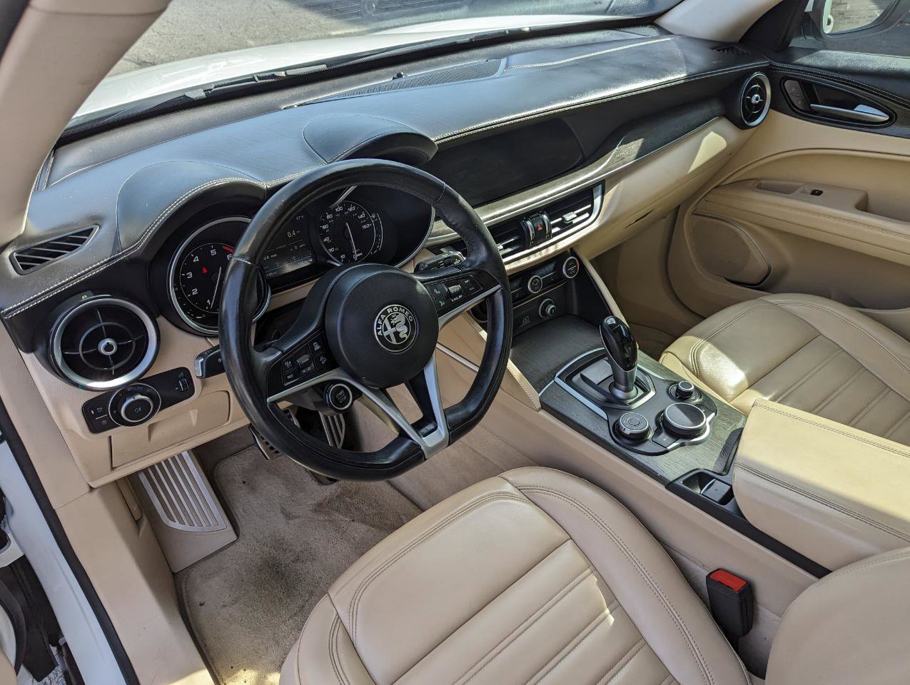 Used 2019 Alfa Romeo Stelvio Ti Lusso w/ Quick Order Package 22X Lusso AWD/4WD image 13