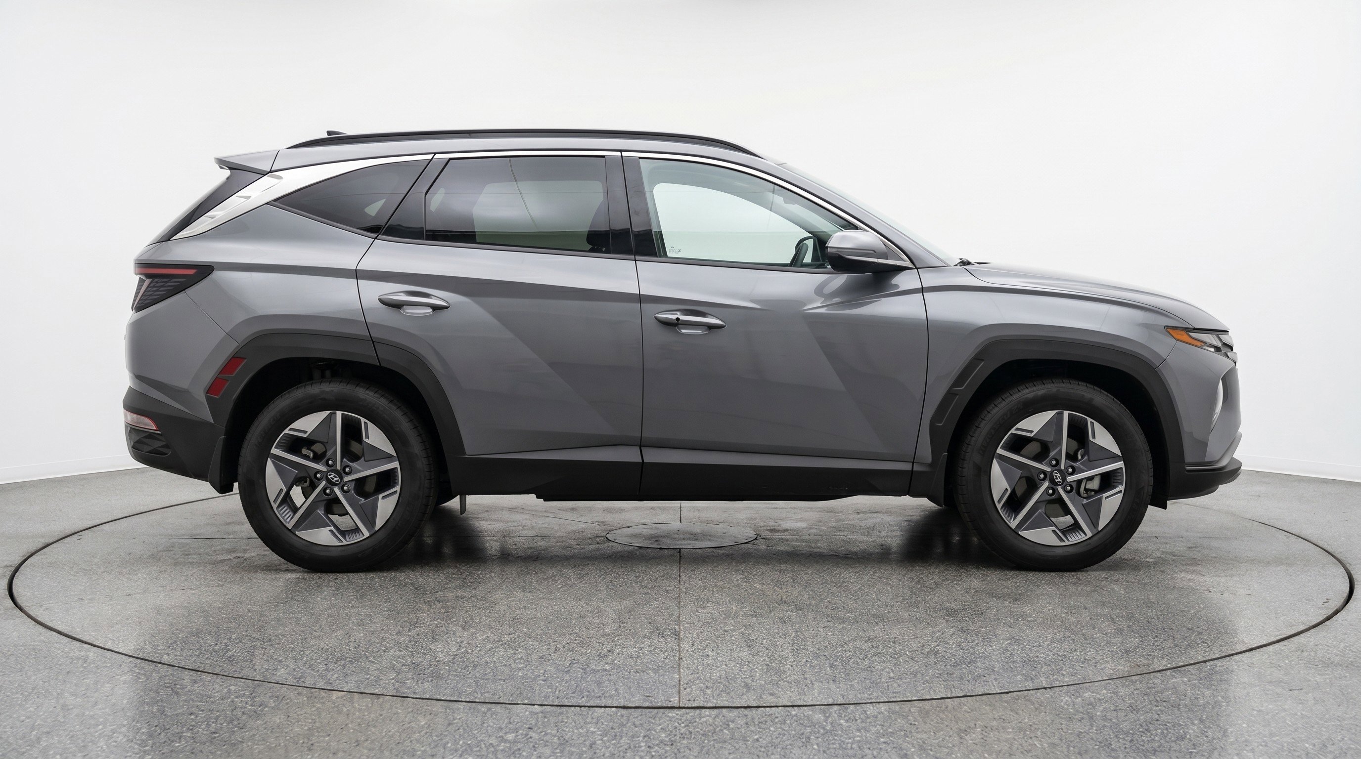 Used 2025 Hyundai Tucson SEL AWD/4WD image 11