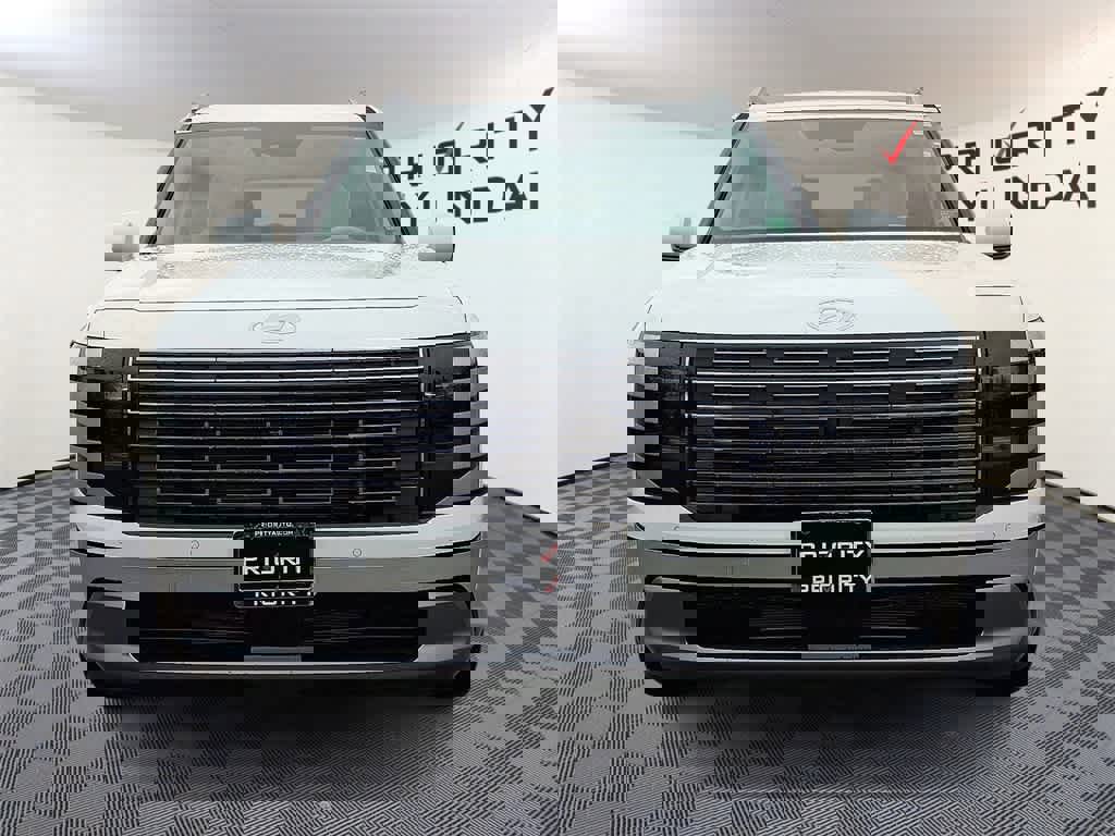 Used 2026 Hyundai Palisade Limited image 2