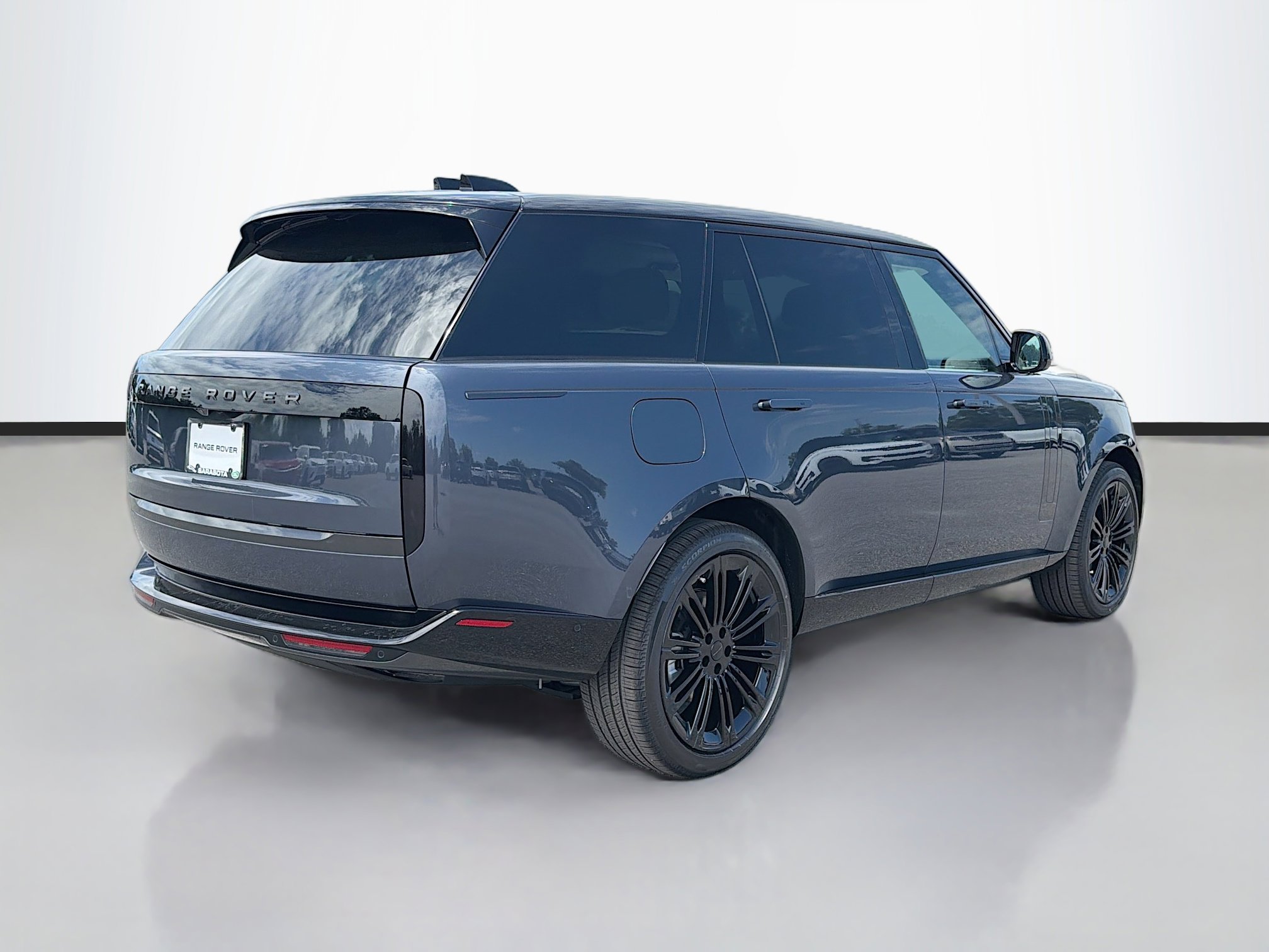 New 2026 Land Rover Range Rover Long Wheelbase SE AWD/4WD image 5