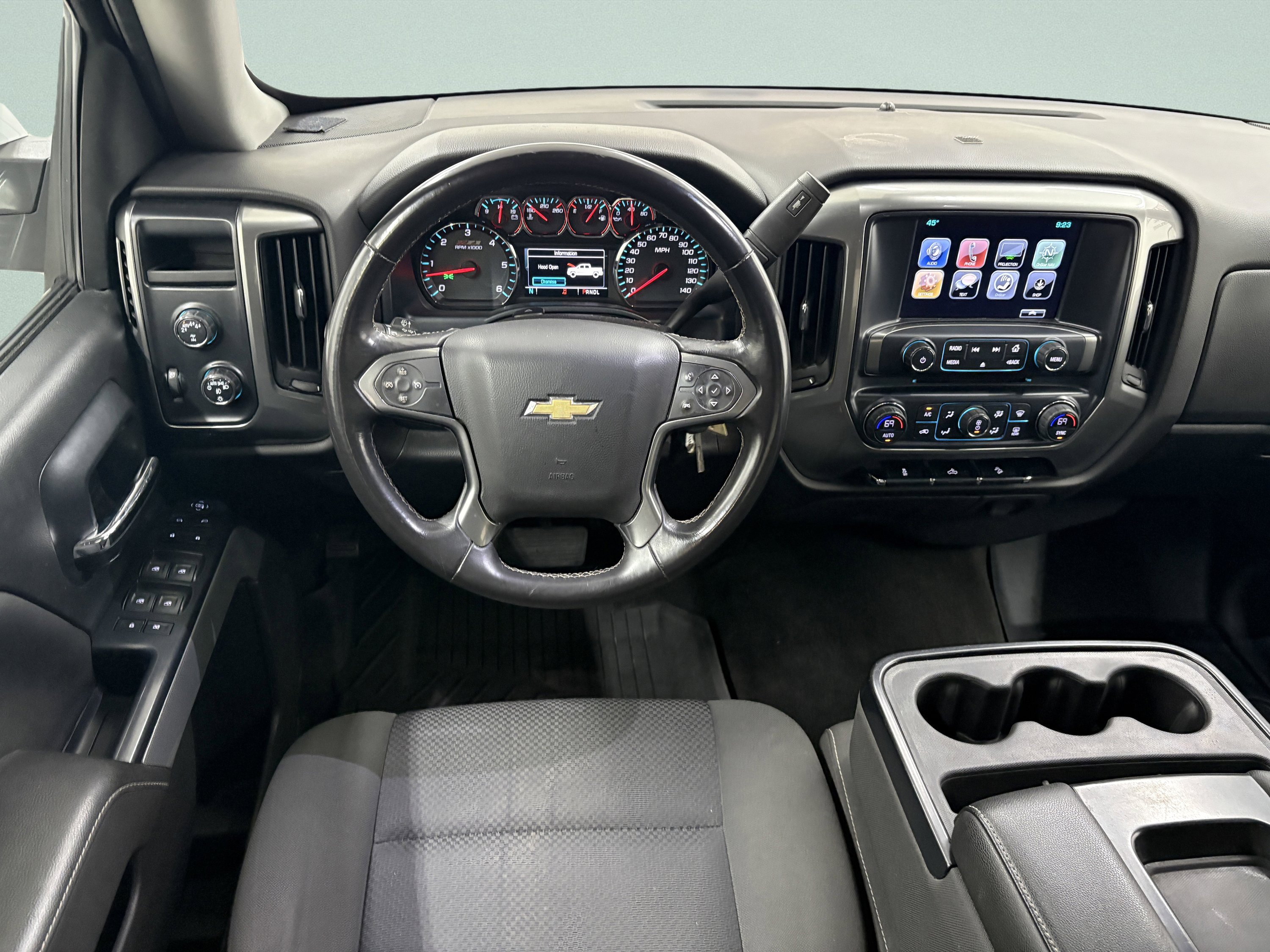 Used 2018 Chevrolet Silverado 1500 LT w/ All Star Edition AWD/4WD image 10