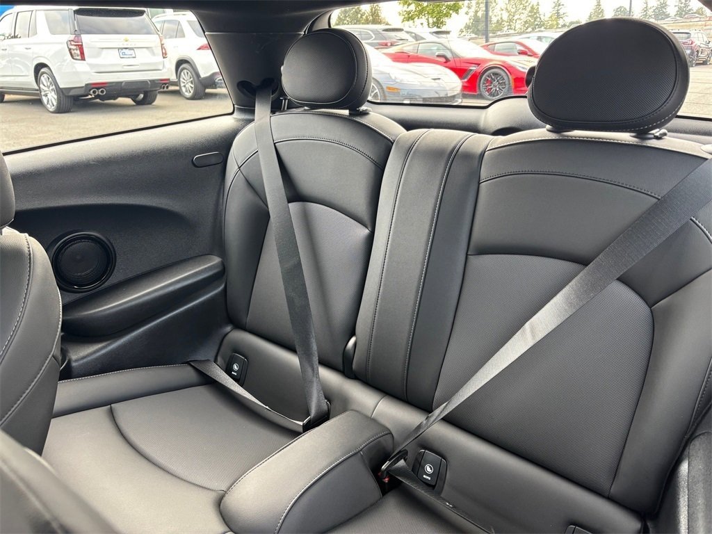 Used 2023 MINI Cooper S image 11