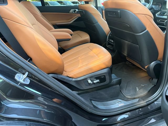 Used 2021 BMW X7 xDrive40i w/ Premium Package AWD/4WD image 15