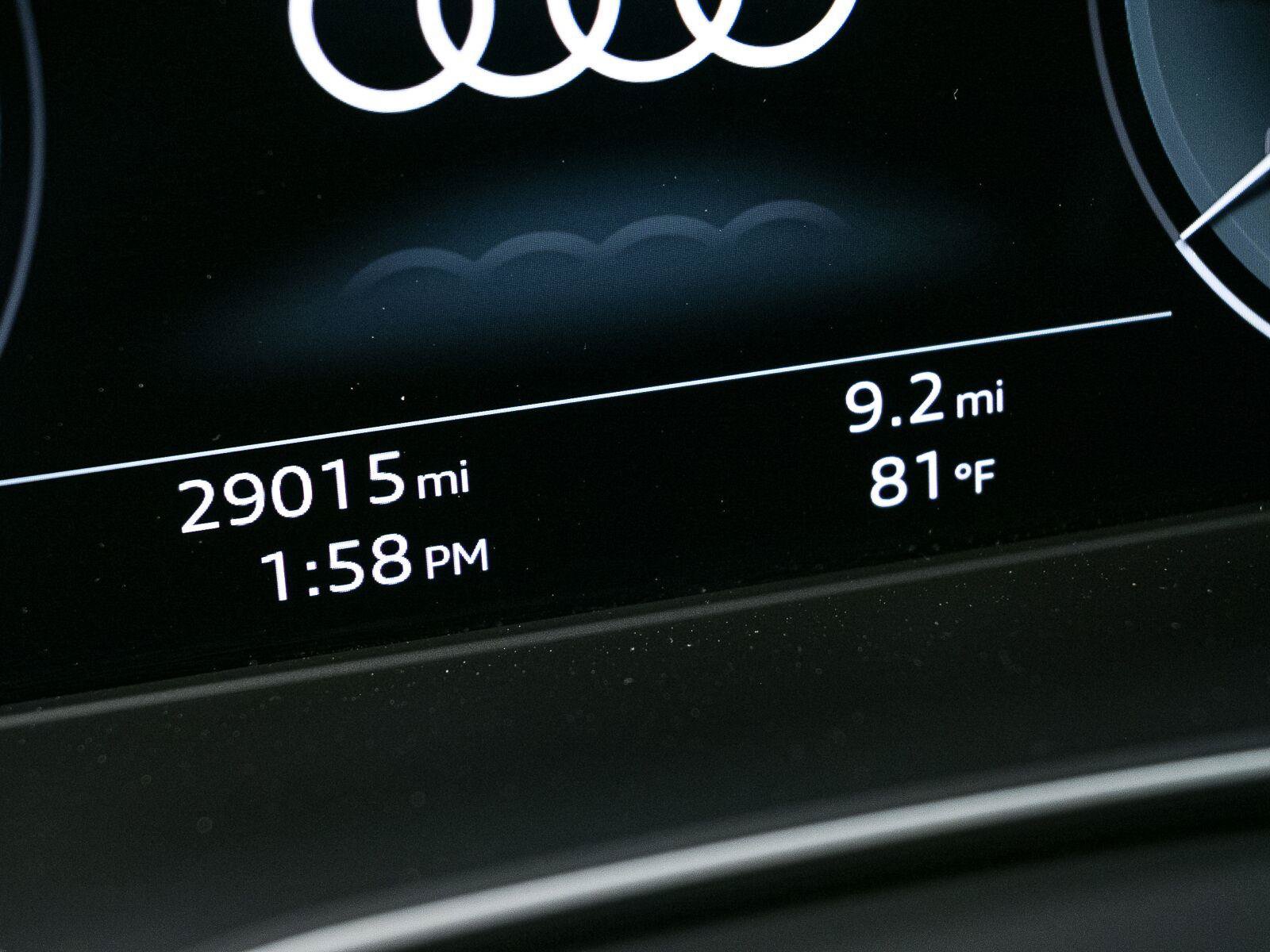 Used 2023 Audi Q5 e Premium AWD/4WD image 9