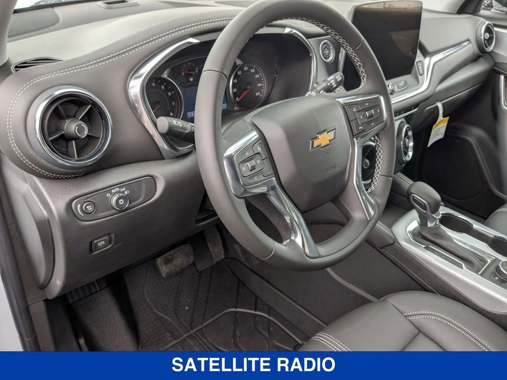 New 2026 Chevrolet Blazer LT w/ Midnight/Sport Edition AWD/4WD image 15