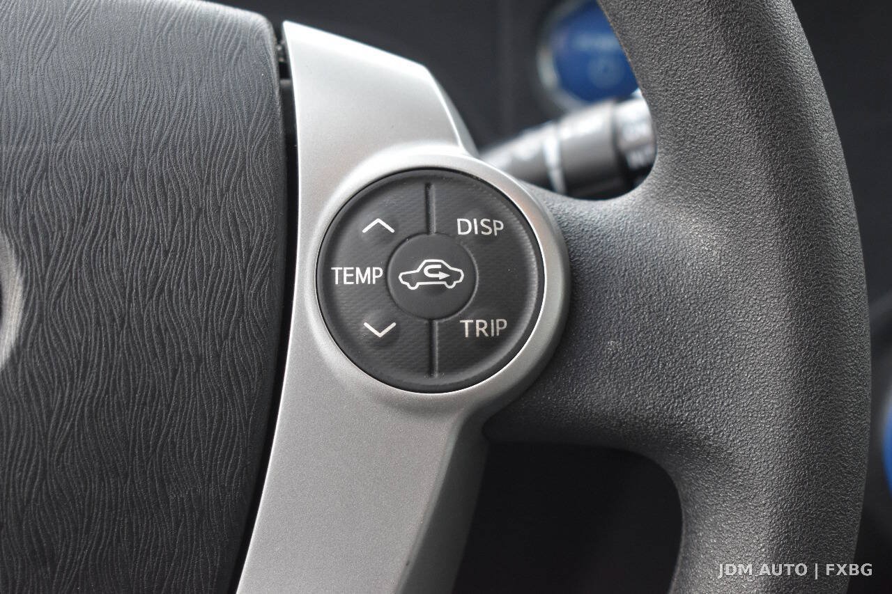 Used 2012 Toyota Prius C Three FWD image 21