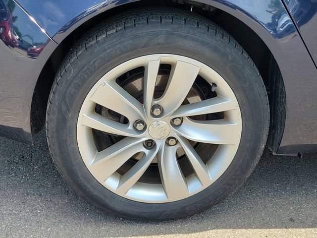 Used 2016 Buick Regal Premium FWD image 5