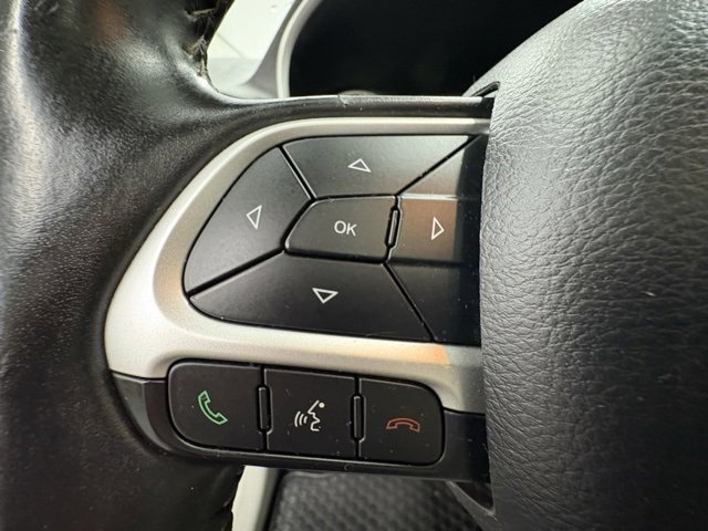 Used 2019 Jeep Compass Latitude image 16