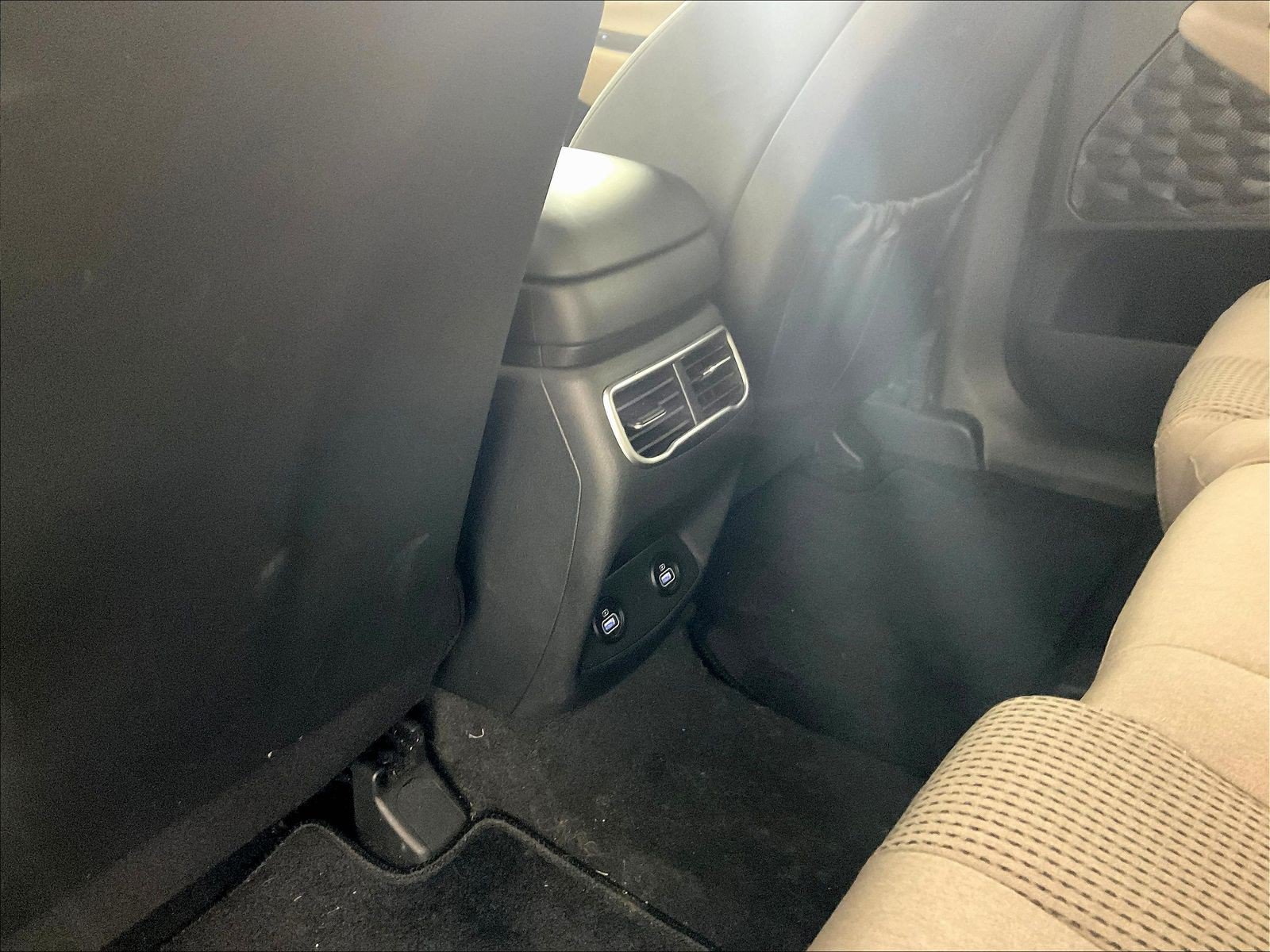 Used 2023 Hyundai Santa Fe SEL AWD/4WD image 10