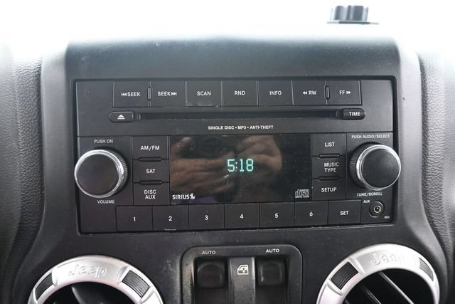 Used 2012 Jeep Wrangler Sahara AWD/4WD image 12