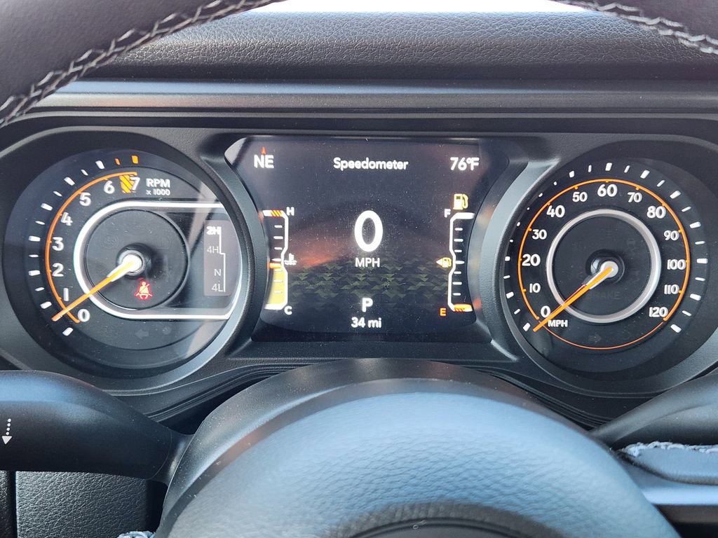 New 2025 Jeep Gladiator Willys image 11