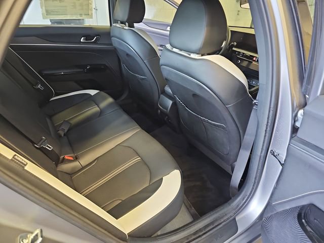 Used 2025 Kia K5 GT-Line w/ GT-Line Premium Package image 11