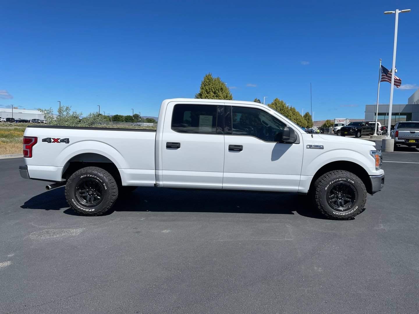 Used 2020 Ford F150 XLT w/ Trailer Tow Package AWD/4WD image 2