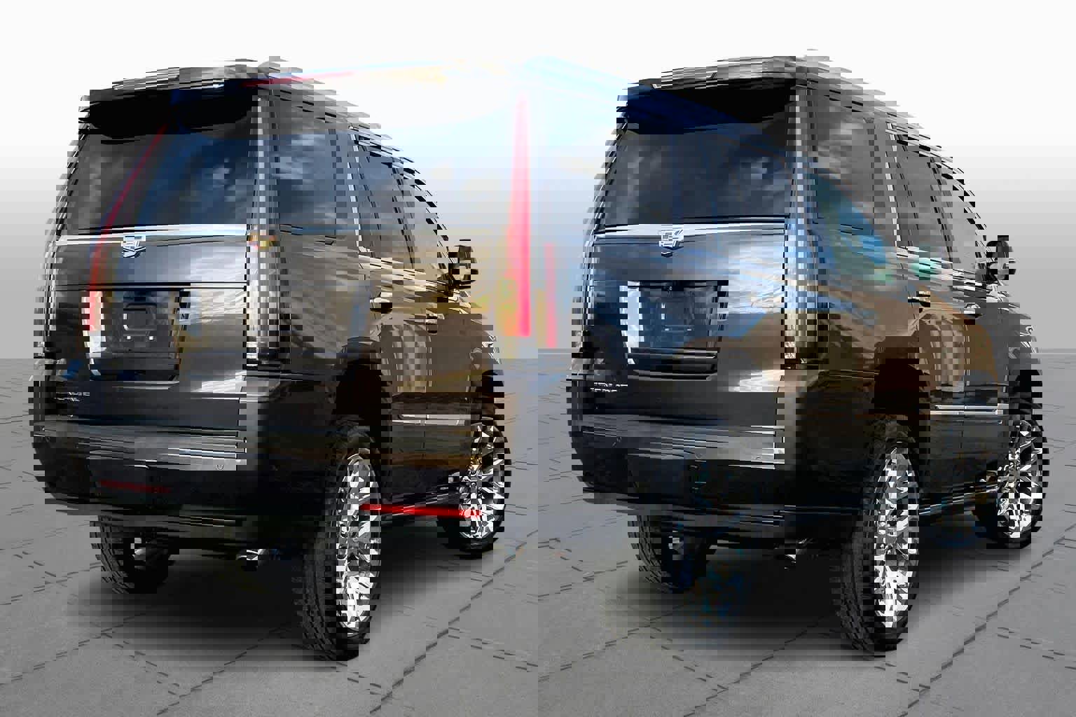 Used 2017 Cadillac Escalade Premium Luxury image 12