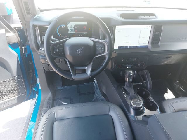 Used 2024 Ford Bronco Outer Banks AWD/4WD image 16