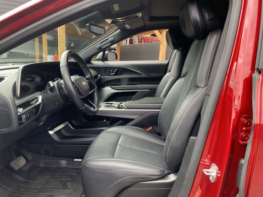 Certified 2024 Cadillac Lyriq Luxury w/ LPO, Floor Liner Package AWD/4WD image 14
