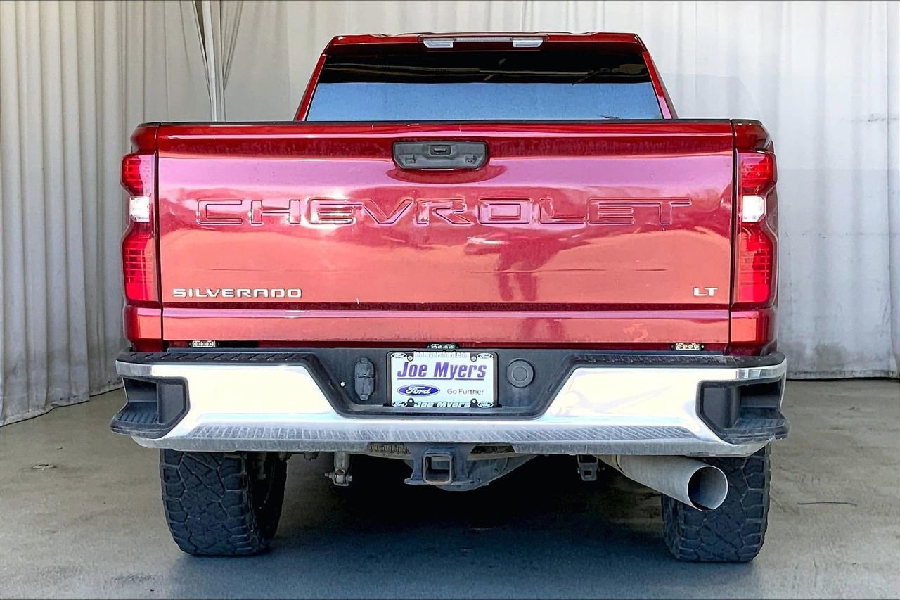 Used 2023 Chevrolet Silverado 2500 LT image 4