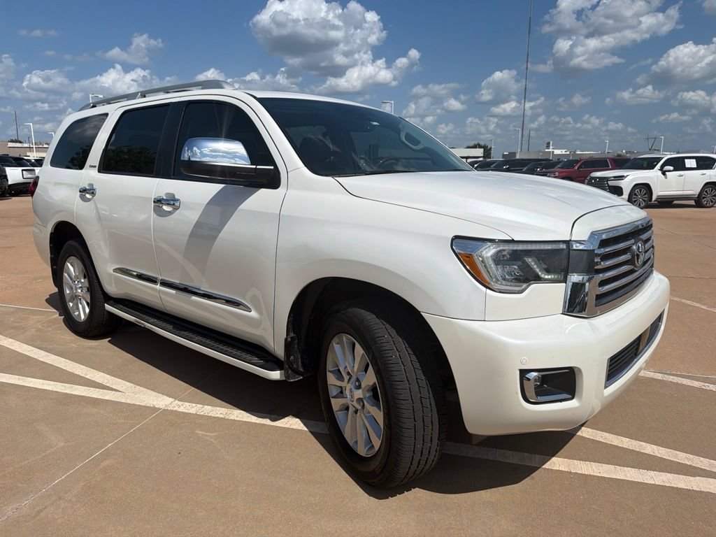Used 2019 Toyota Sequoia Platinum AWD/4WD image 4