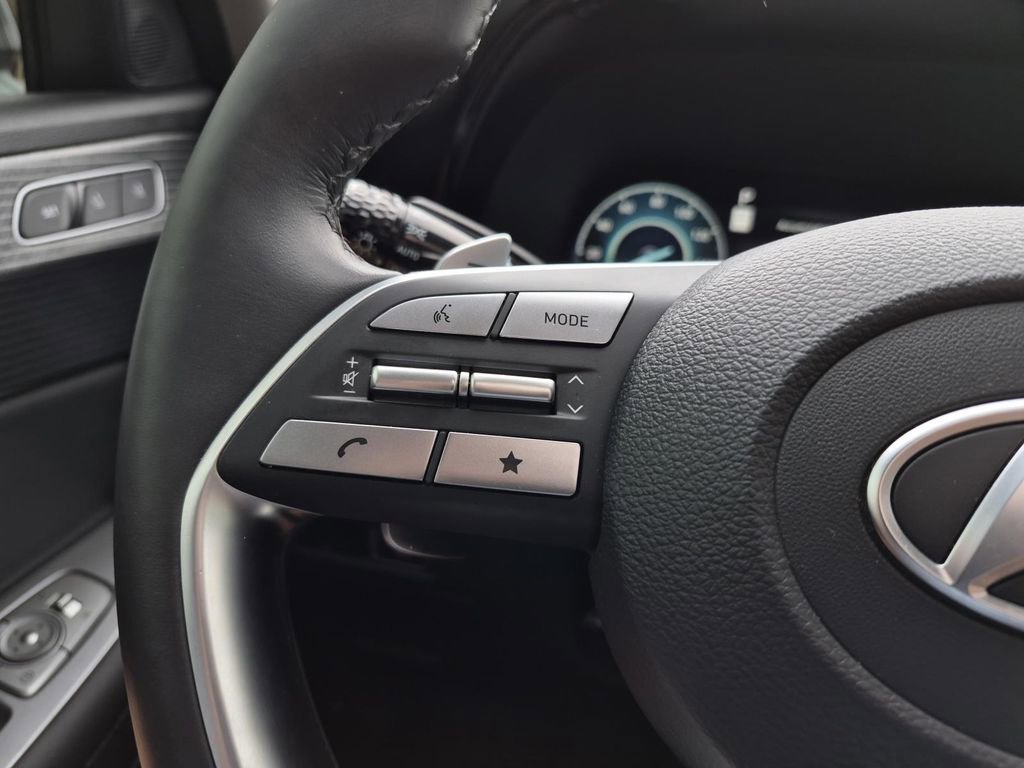 Used 2023 Hyundai Palisade Limited image 21