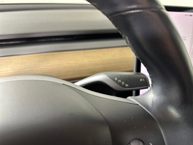 Used 2019 Tesla Model 3 Standard Range Plus image 17