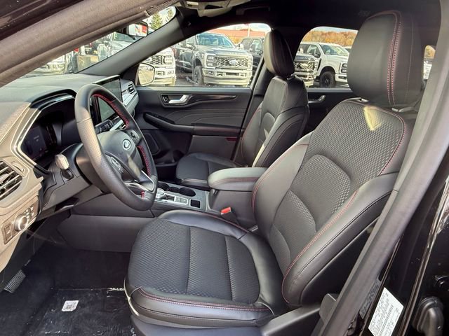 New 2026 Ford Escape ST-Line w/ Tech Pack #1 AWD/4WD image 11