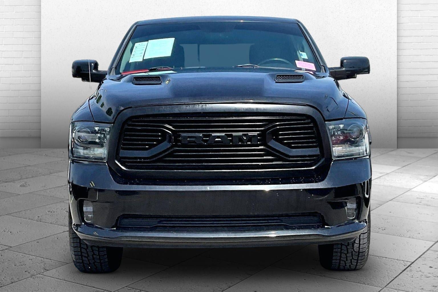 Used 2015 RAM 1500 Sport w/ Black Ram 1500 Sport Group AWD/4WD image 2