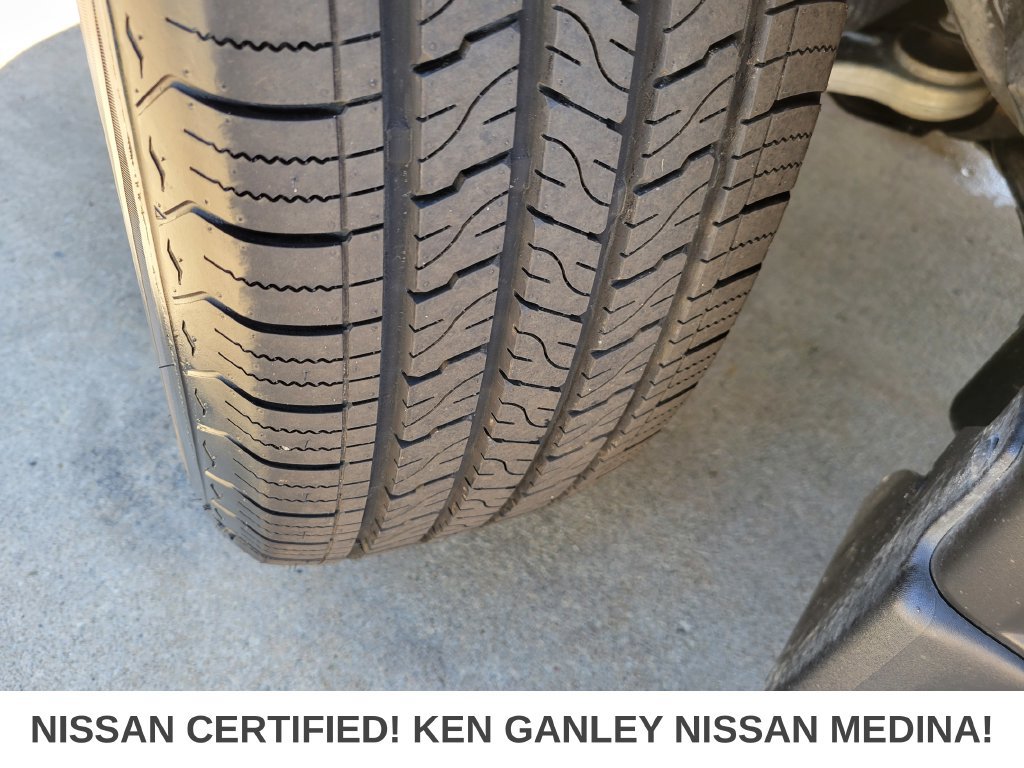 Certified 2023 Nissan Rogue SV AWD/4WD image 19